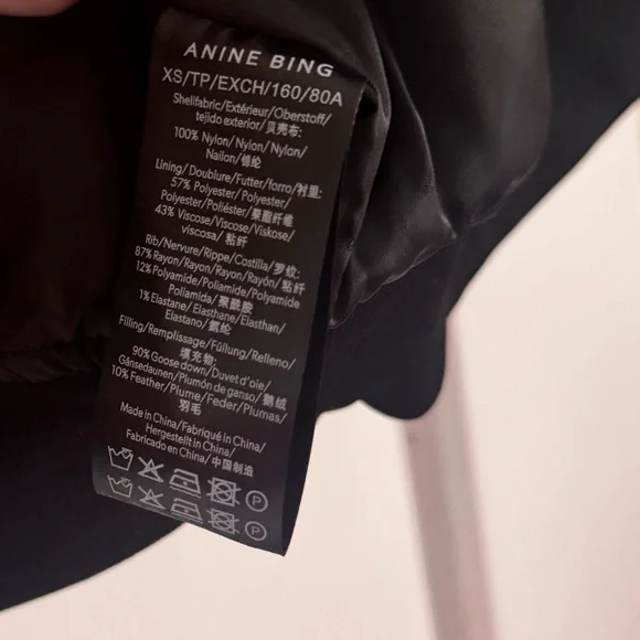 Anine Bing Leo Puffer Coat / Woman’s Extra Small XS Black with Gold Zipper - Picture 10 of 13